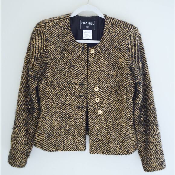 Chanel Tweed Jacket Black Gold AUTHENTICATED Size 40